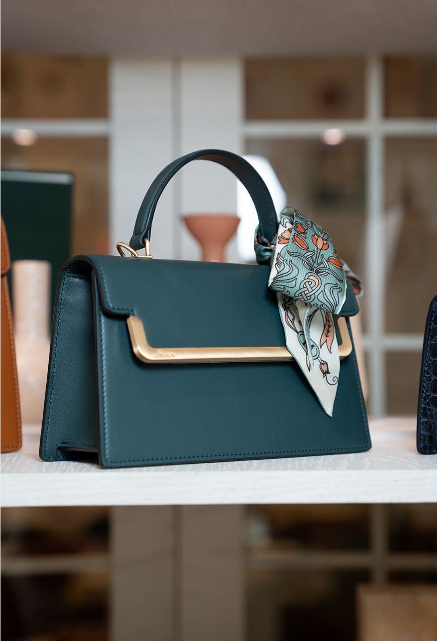 Miss MIAR Green Ladies Bag Compact