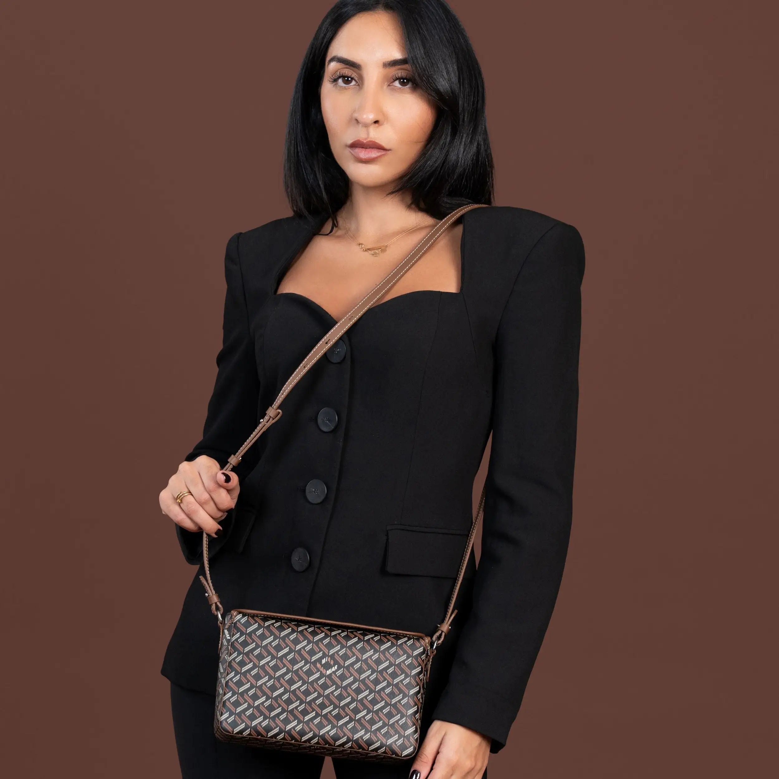#color_black/tan