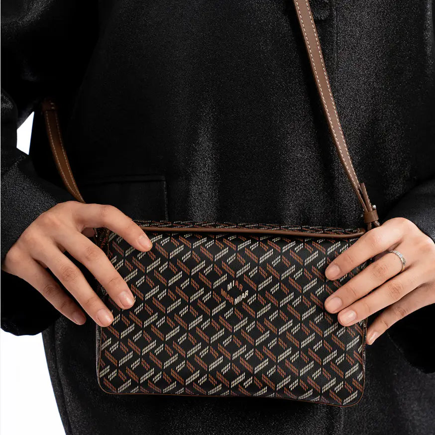 #color_black/tan