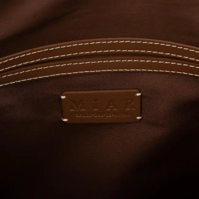 #color_black/tan
